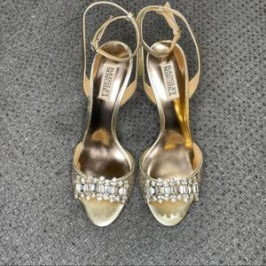 Badgley Mischka rose gold glitter upper sole size 9 heels.